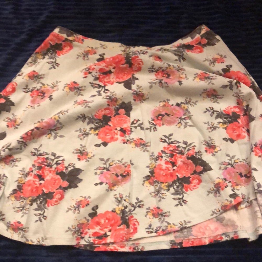 La hearts skater skirt from pacsun
